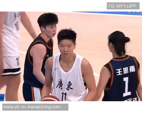 广东女篮首战胜四川夺总决赛开门红黄思静砍下21分杨舒予贡献6助攻